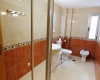 2 Bedrooms Bedrooms, ,1 BathroomBathrooms,Apartment,For Sale,1025